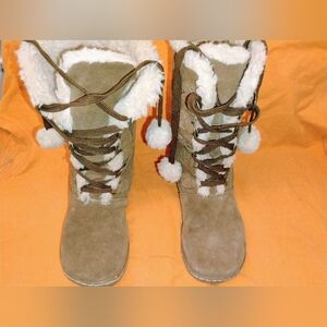 Women's bjorndal brown suede/fox fur lined up mid calf winter boots size 8